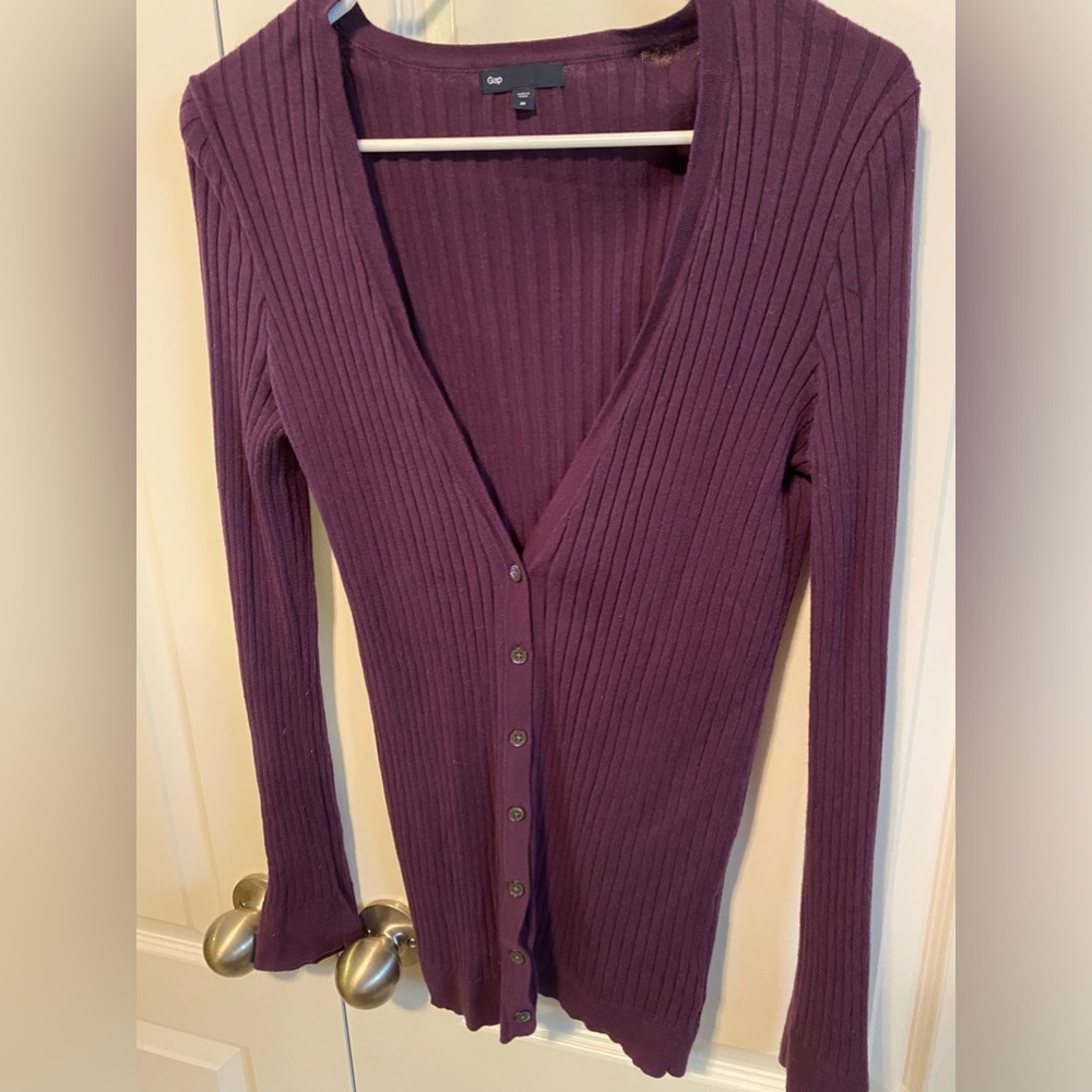 ☀️ GAP Women's Purple Cardigan Button Up Sweater Size M
